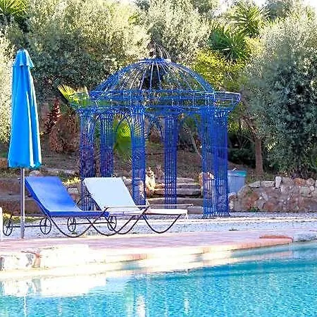 Capela Artes Hotel