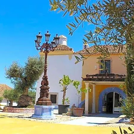 Capela Artes 3*